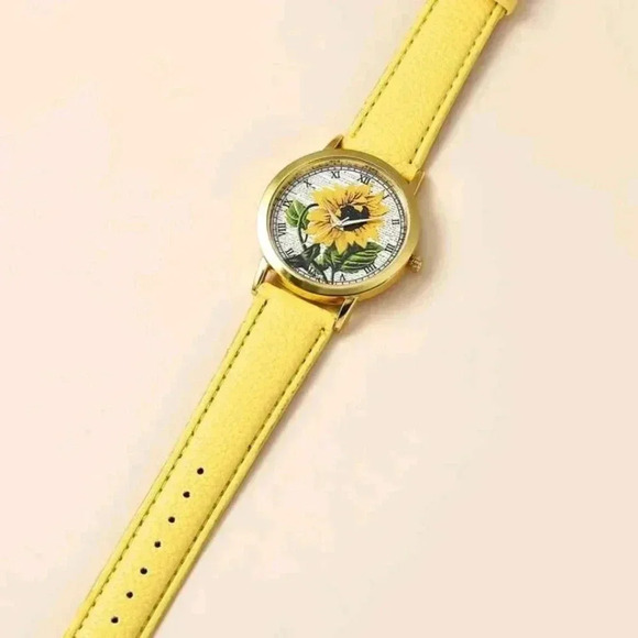 Yellow sunflower watch..stainless steel..hypoallergenic..nwt - Picture 3 of 3